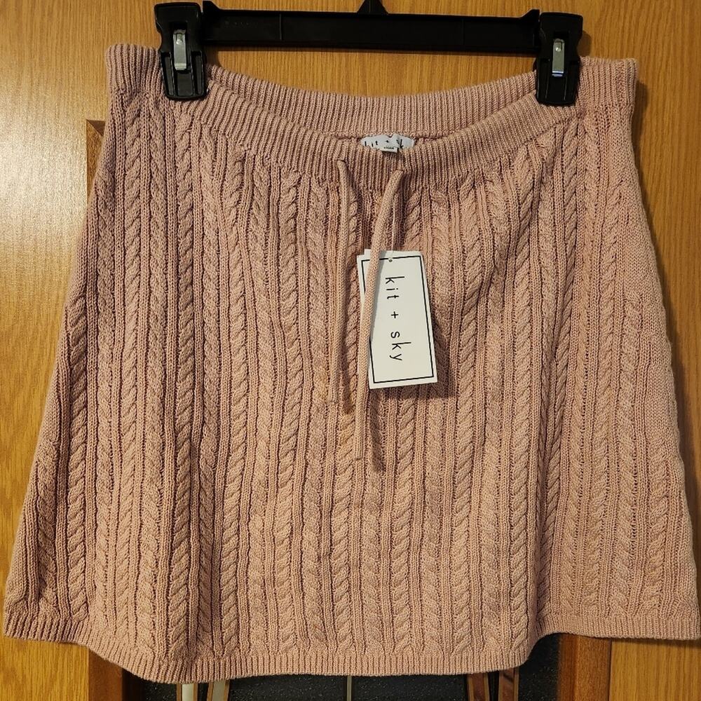 Kit +Sky mini skirt with front tie. size small.  Nwt